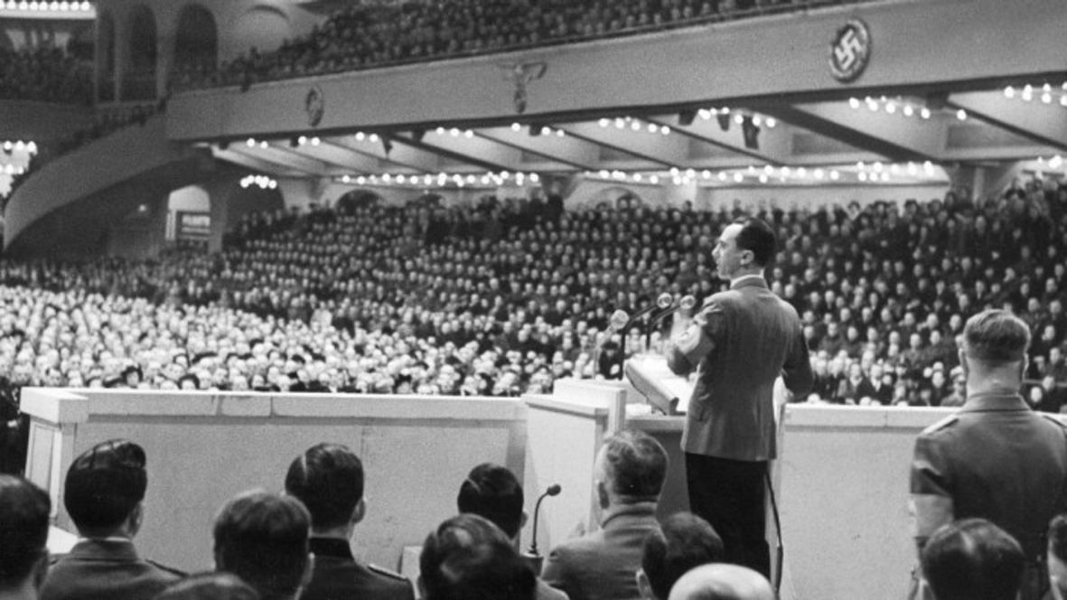 Joseph Goebbels - Sportpalace Berlin - Totale Krieg Speech